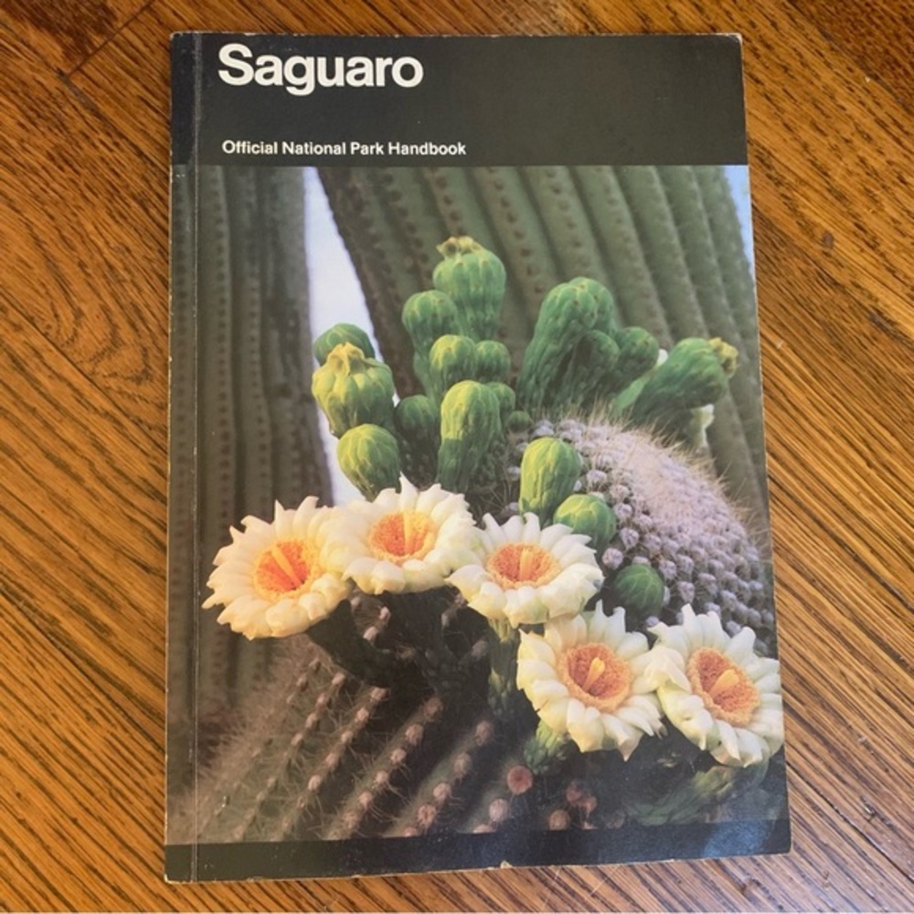 Saguaro Official National Park Handbook 1985 National Parks Service. Collectible